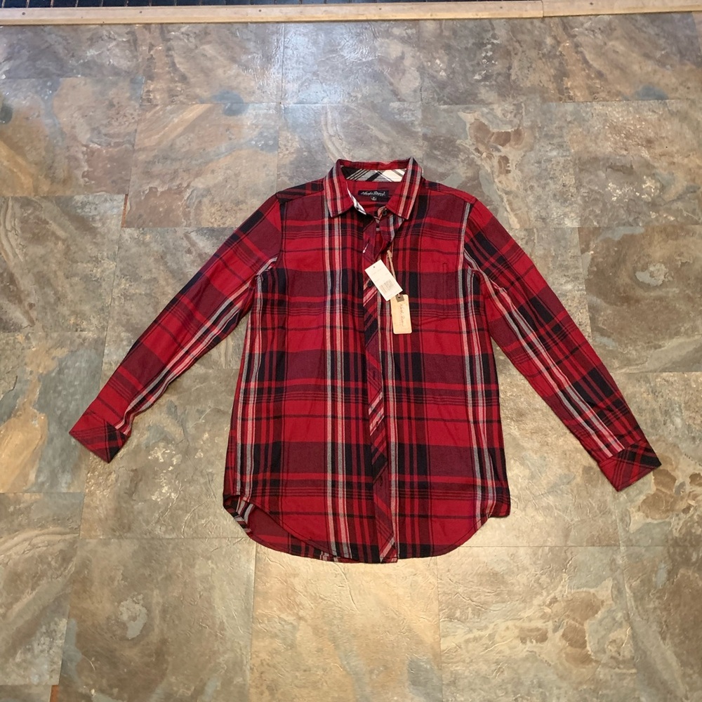 North River long sleeve top, size S. NWT